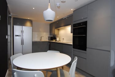 5 bed flat, 75-77 Cornwall Street, City Centre, Plymouth, PL11NS - Image 3